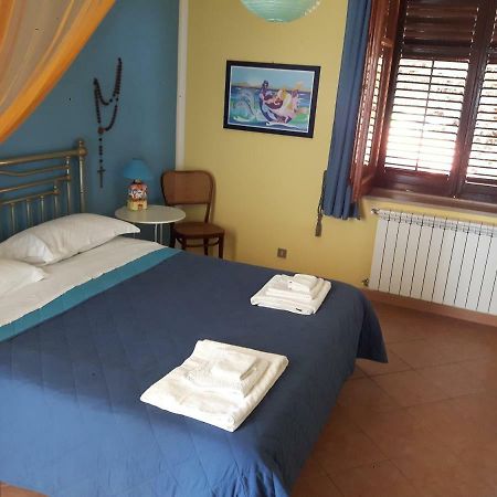 Villa le Due Palme Isola delle Femmine Esterno foto
